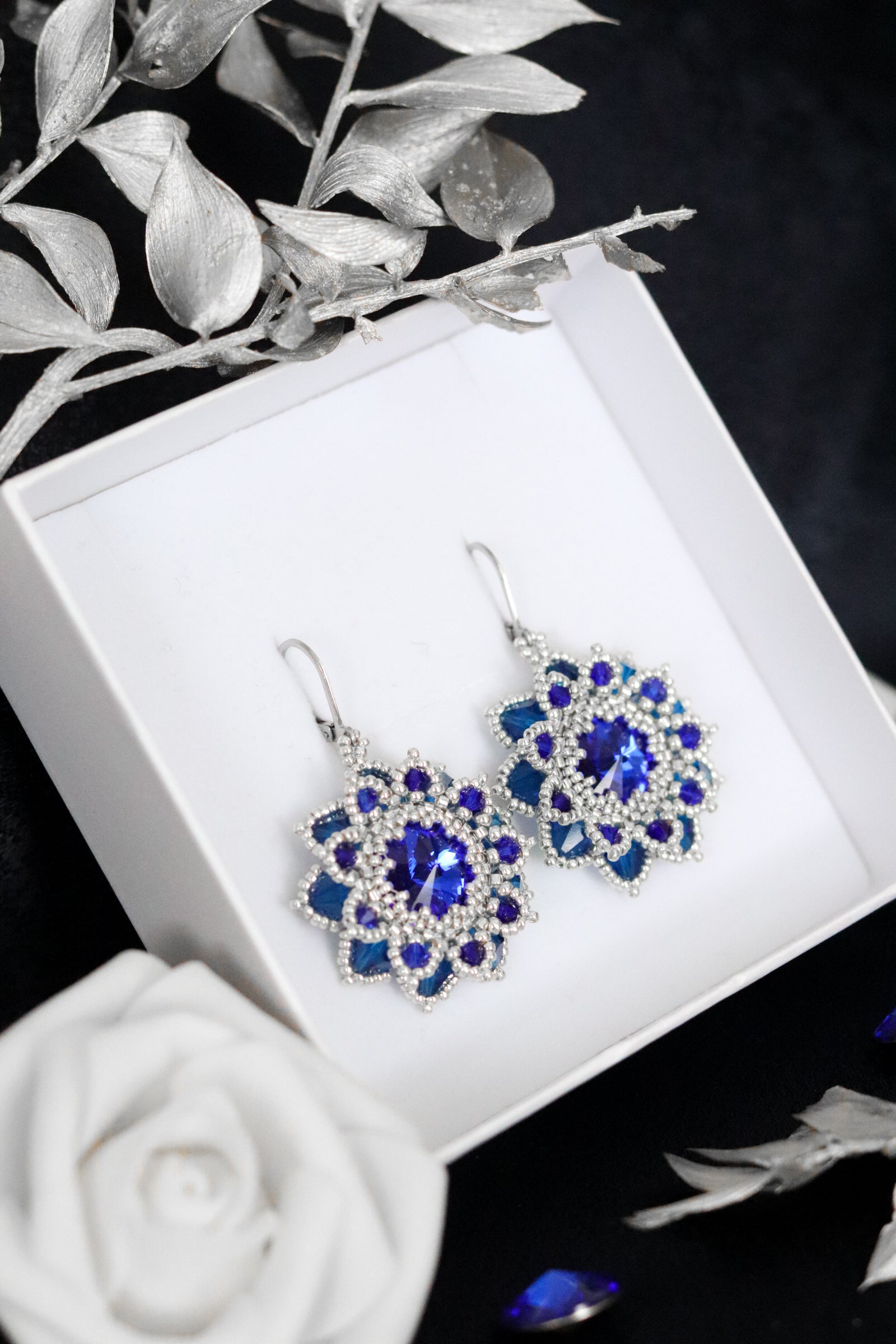 Náušnice “Flora” Tmavomodré