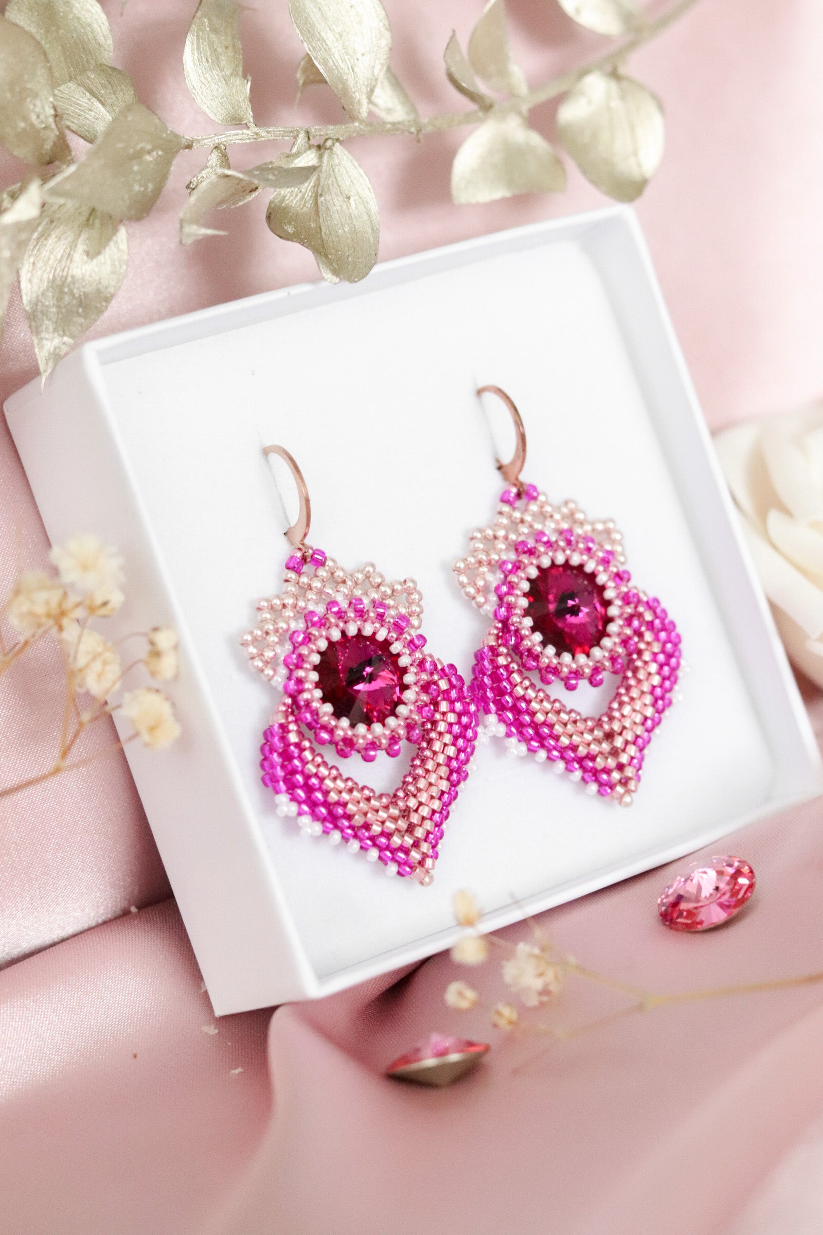 Náušnice "Alisma" Fuchsiové